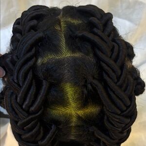 Women’s new Black Synthetic Lace Front Braids & Finger Wave Detailing Wig. Bangs